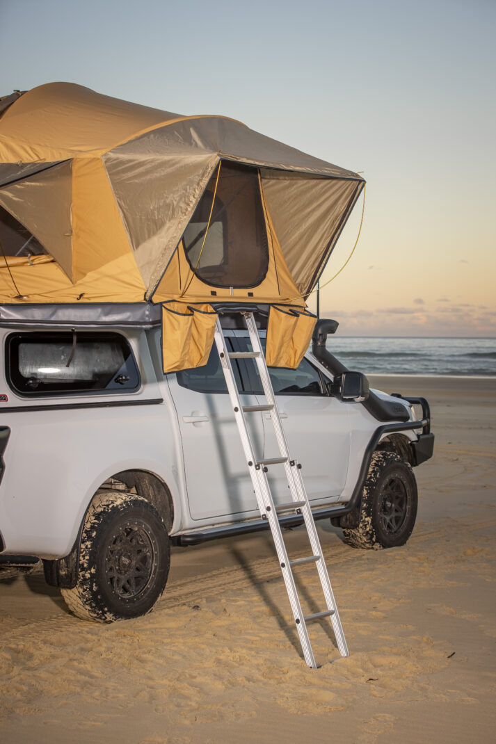 ARB Flinders Rooftop Tent – Lifestyle